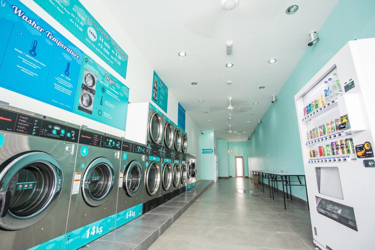 Hotel Zamburger Victory City Джохор-Бару Экстерьер фото