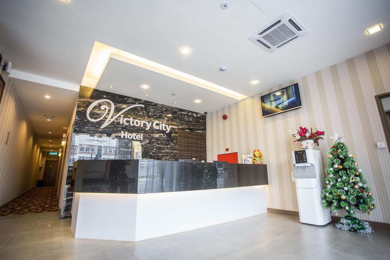 Hotel Zamburger Victory City Джохор-Бару Экстерьер фото
