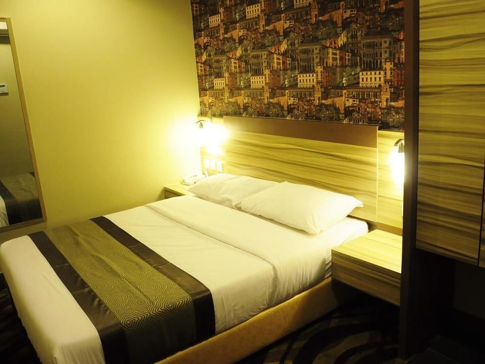 Hotel Zamburger Victory City Джохор-Бару Экстерьер фото